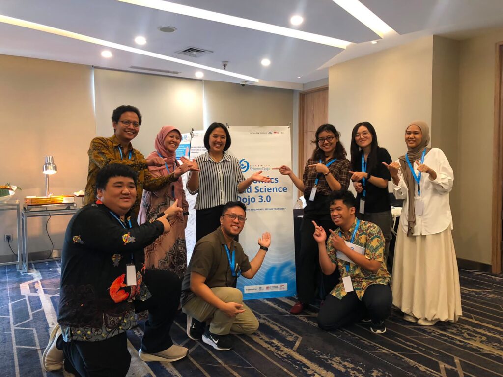 Dosen Sistem Informasi Universitas Ma Chung dalam Genomics and Science Dojo 3.0