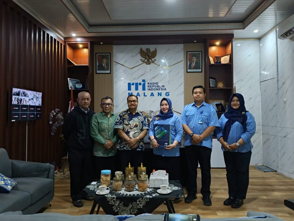 Kunjungan Universitas Ma Chung ke RRI Malang
